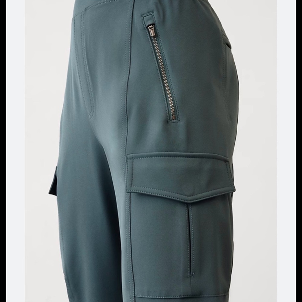 Athleta Slate Cargo Joggers